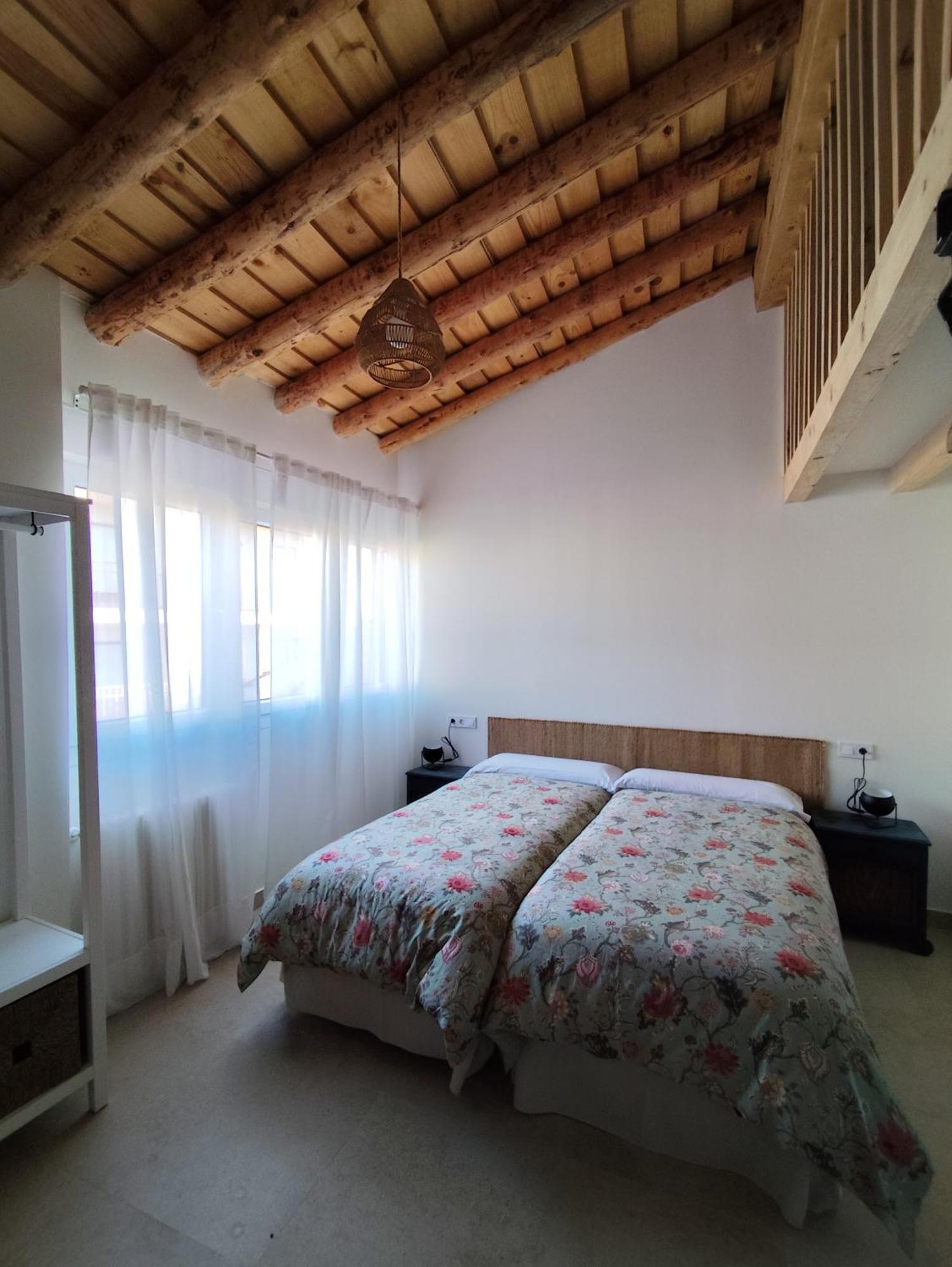 Casa De Agustin Vila Valverde Del Majano Exterior foto